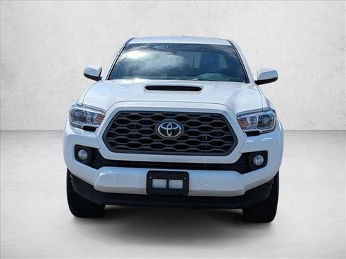 Used 2023 Toyota Tacoma TRD Sport w/ Technology Package AWD/4WD image 2