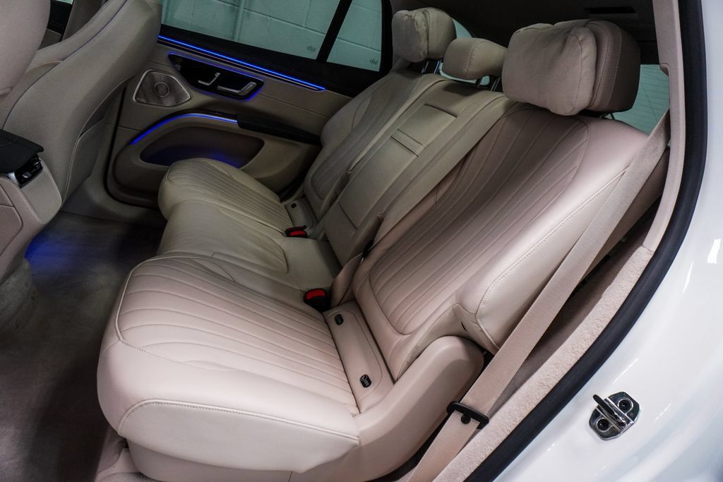 Used 2023 Mercedes-Benz EQS 450+ SUV image 8