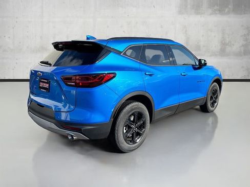 New 2026 Chevrolet Blazer LT image 5