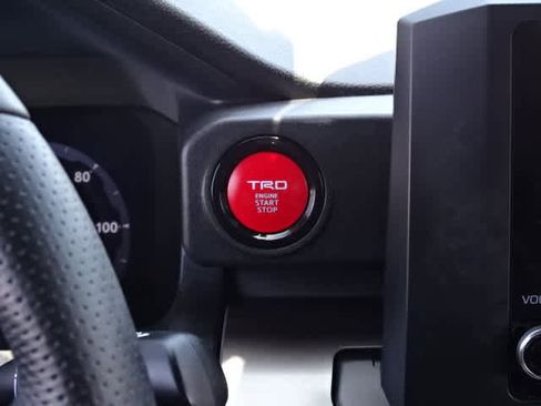 Used 2024 Toyota Tacoma TRD Sport RWD image 30