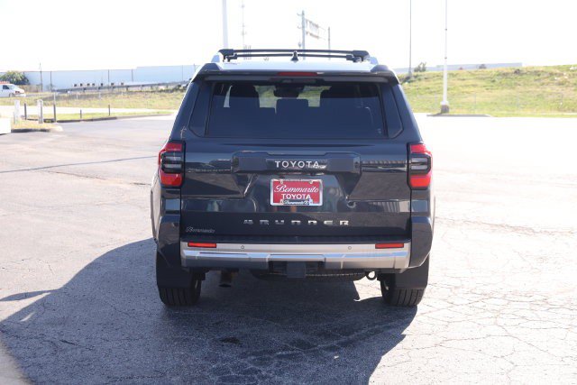 Used 2025 Toyota 4Runner Limited AWD/4WD image 6
