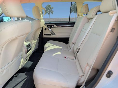 Certified 2023 Lexus GX 460 Premium w/ Premium Plus Package AWD/4WD image 25