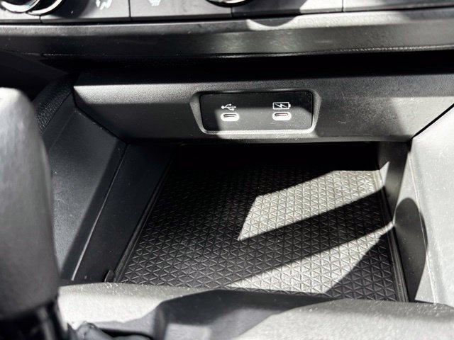Certified 2025 Honda Accord SE image 20