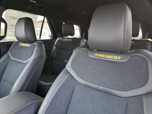 New 2026 Ford Explorer Tremor w/ Tremor Convenience Package image 24
