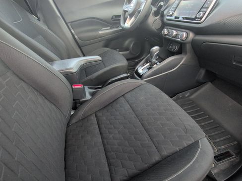 Used 2021 Nissan Kicks S FWD image 30