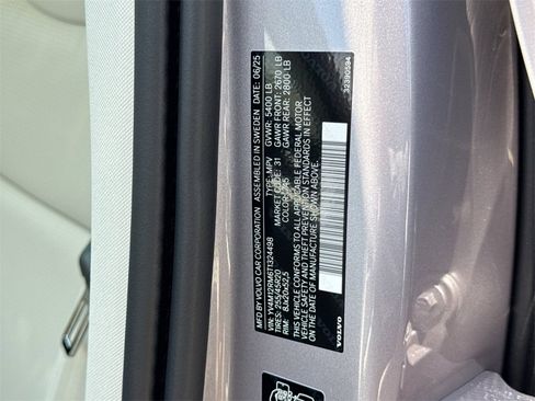 New 2026 Volvo XC60 B5 Ultra image 29