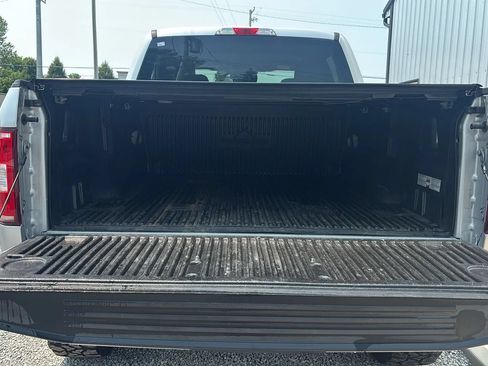 Used 2018 Ford F150 XLT AWD/4WD image 6