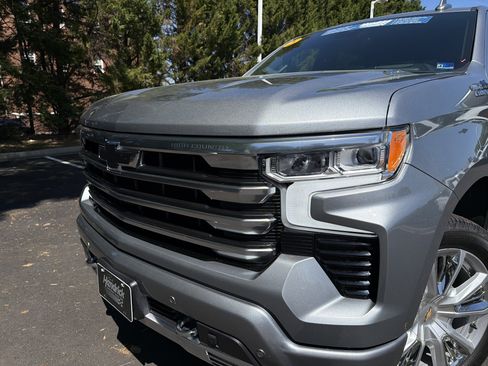 Used 2025 Chevrolet Silverado 1500 High Country image 6