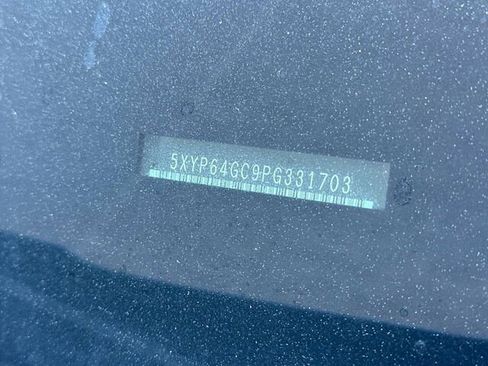 Used 2023 Kia Telluride S image 3