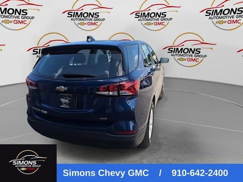 Used 2023 Chevrolet Equinox LS AWD/4WD image 8