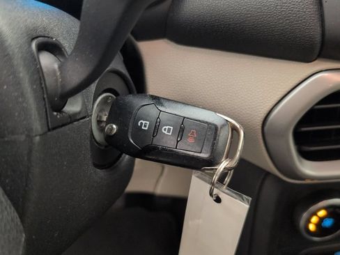 Certified 2021 Ford EcoSport S FWD image 38