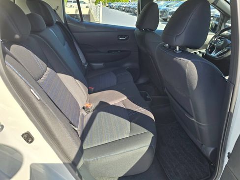 Used 2025 Nissan Leaf SV Plus FWD image 12