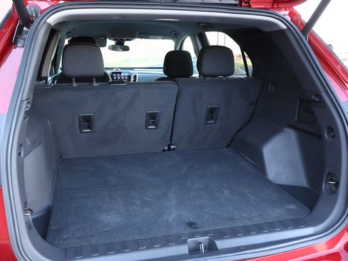 Used 2023 Chevrolet Equinox LT image 21