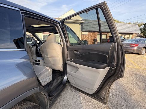 Used 2019 Honda Pilot EX-L image 19