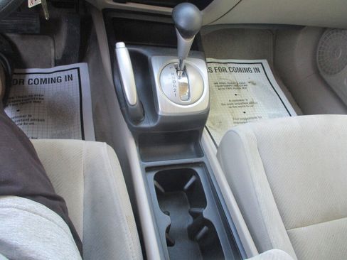 Used 2010 Honda Civic LX image 31