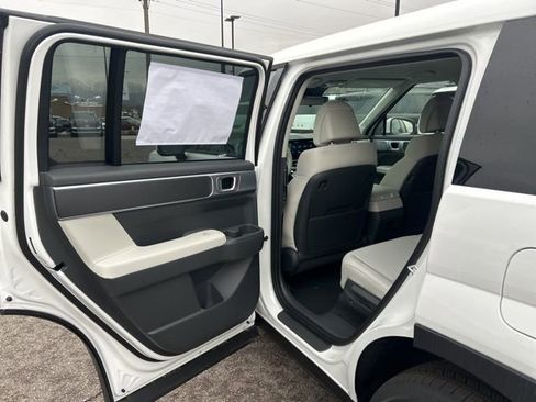 New 2026 Hyundai Santa Fe SE image 22