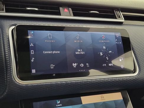 Used 2021 Land Rover Range Rover Velar R-Dynamic S AWD/4WD image 28