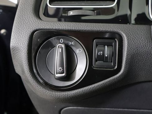 Used 2017 Volkswagen GTI Sport image 24