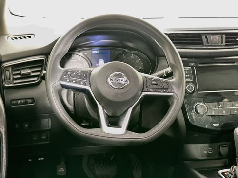 Used 2020 Nissan Rogue Sport S FWD image 18