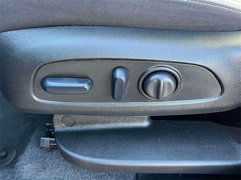 Certified 2024 Chevrolet Equinox LS w/ LS Convenience Package image 27