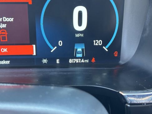 Used 2021 Ford F150 Lariat w/ Equipment Group 502A High AWD/4WD image 32