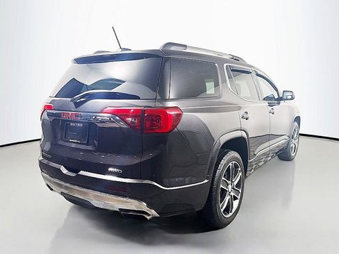 Used 2017 GMC Acadia Denali image 7