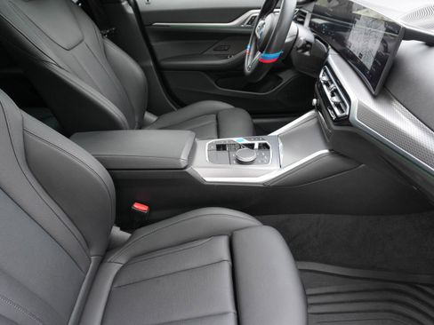Used 2023 BMW i4 M50 image 9