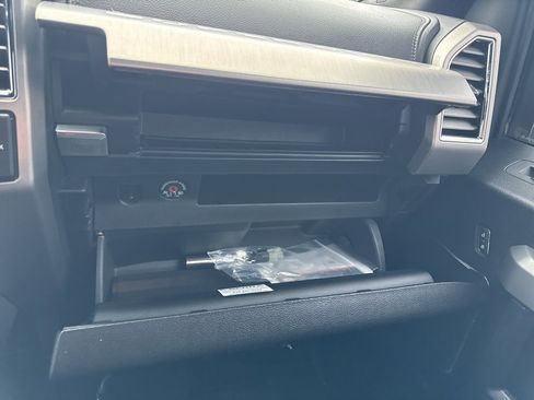 Used 2017 Ford F250 Platinum w/ Platinum Ultimate Package image 41