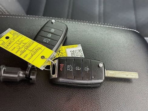 Used 2016 Kia Sorento L image 22