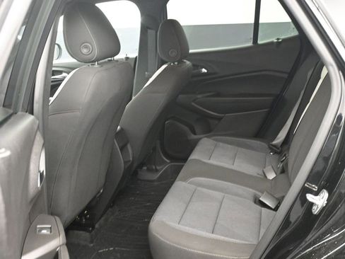 Used 2024 Chevrolet Trax RS w/ Driver Confidence Package image 13