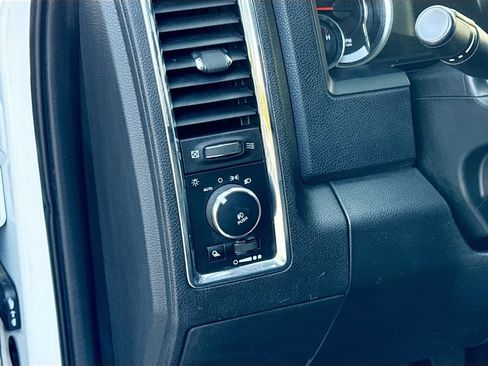 Used 2017 RAM 1500 Laramie image 11