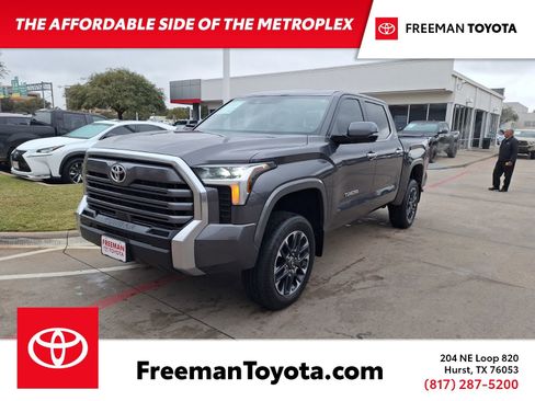 Used 2025 Toyota Tundra Limited image 1