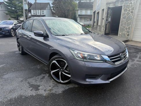 Used 2014 Honda Accord LX image 2