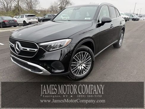 Certified 2026 Mercedes-Benz GLC 300 4MATIC image 1