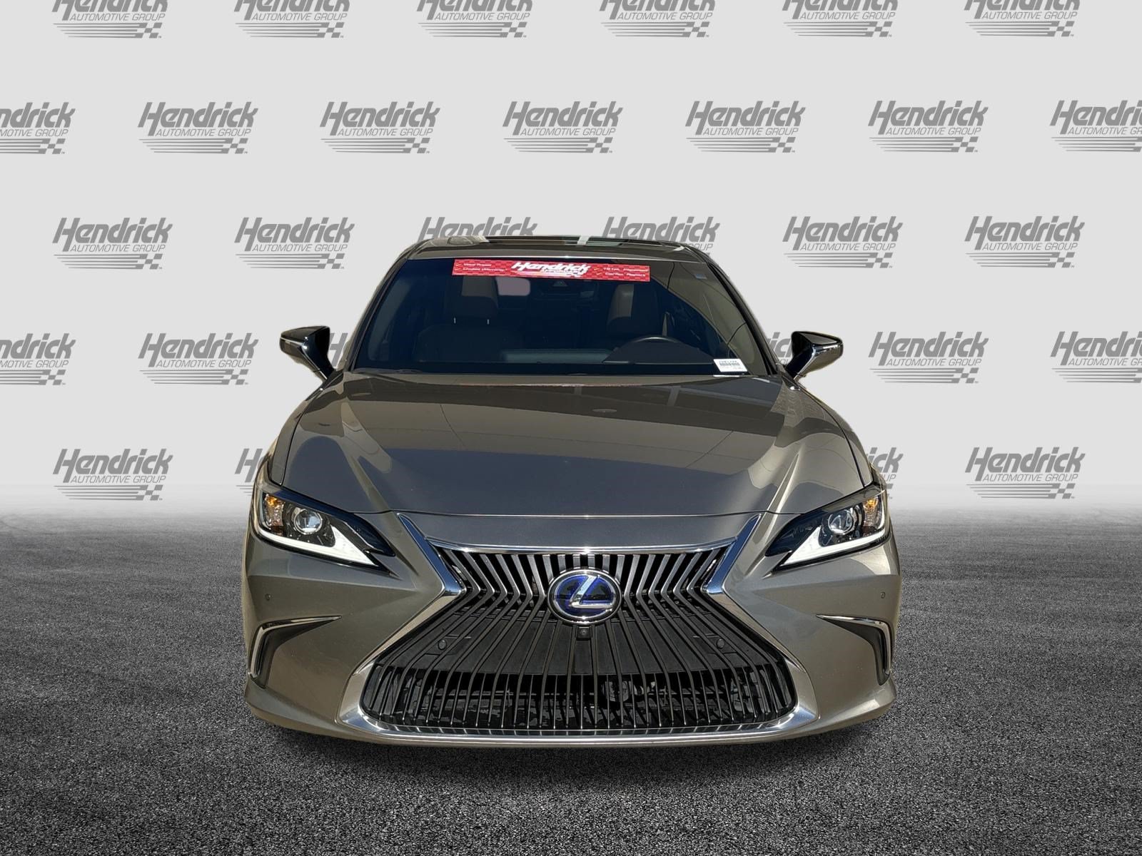 Used 2021 Lexus ES 300h w/ Accessory Package 2 FWD image 3
