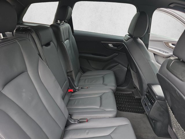 Used 2025 Audi Q7 2.0T Premium w/ Convenience Package AWD/4WD image 23