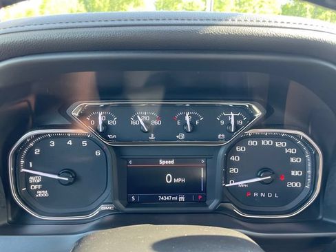 Used 2020 GMC Sierra 1500 Elevation w/ Elevation Value Package AWD/4WD image 9