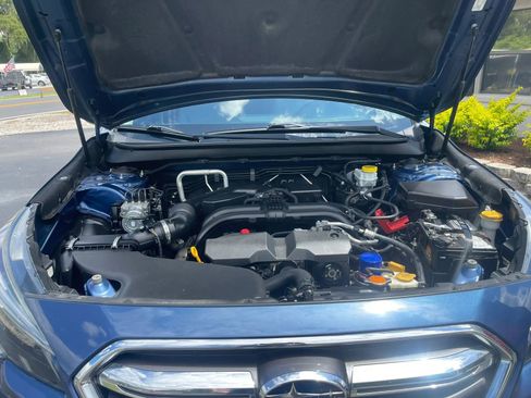 Used 2019 Subaru Outback 2.5i Premium AWD/4WD image 21