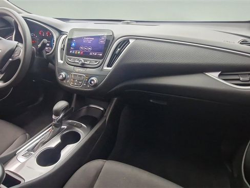 Used 2023 Chevrolet Malibu LT image 44