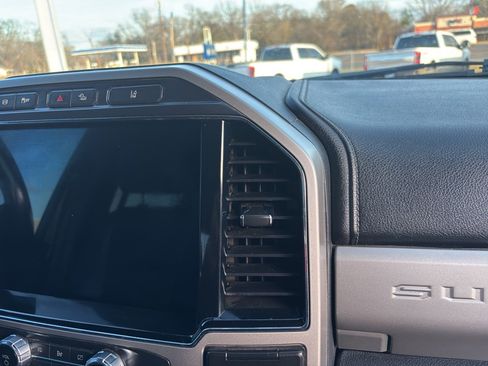 Used 2022 Ford F350 Lariat w/ Tremor Off-Road Package image 29