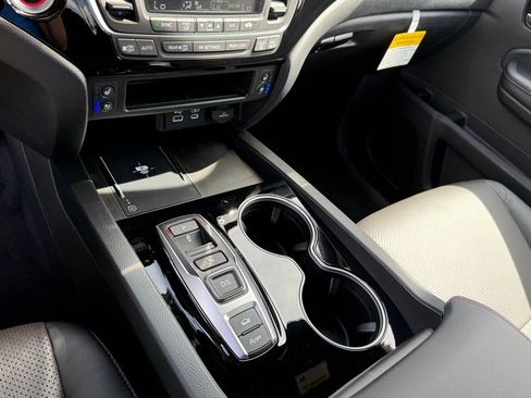 New 2026 Honda Ridgeline Black Edition image 23