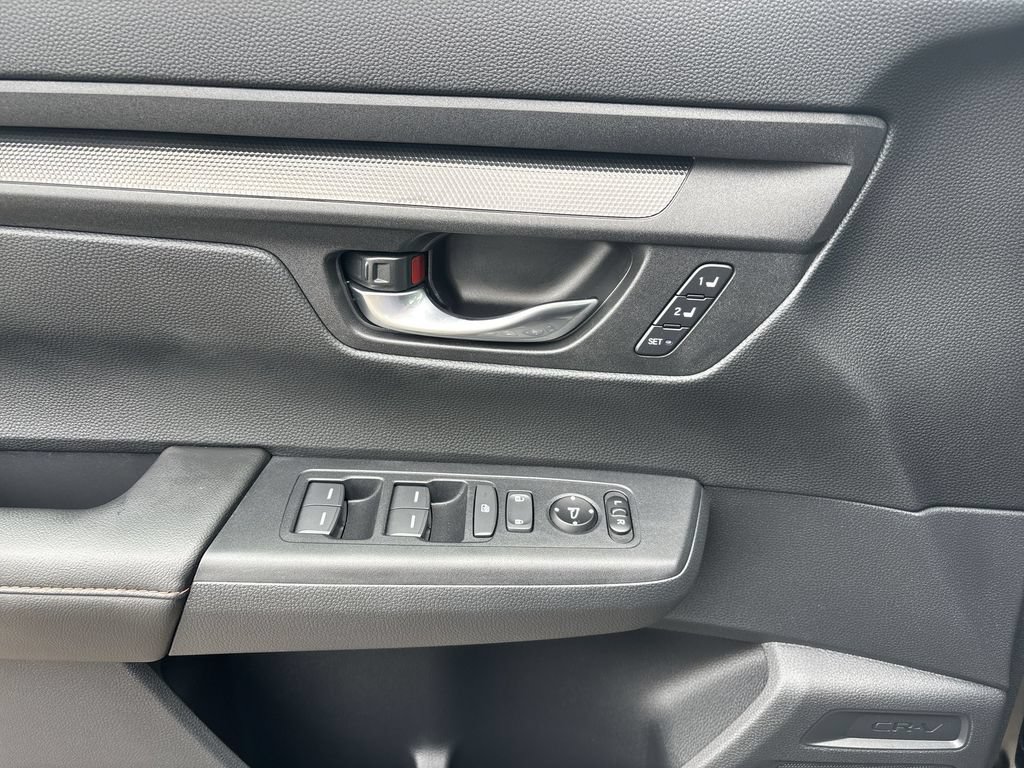 Used 2025 Honda CR-V Sport-L image 23
