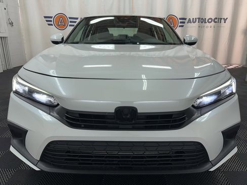 Used 2024 Honda Civic EX image 3