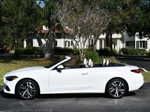Used 2024 Mercedes-Benz CLE 300 4MATIC Cabriolet w/ Driver Assistance Package image 3