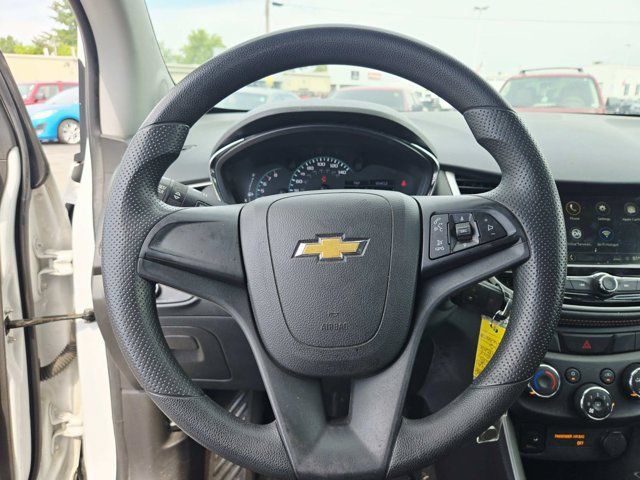 Used 2018 Chevrolet Trax LS FWD image 10