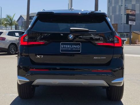 New 2026 BMW X1 xDrive28i w/ Convenience Package AWD/4WD image 17