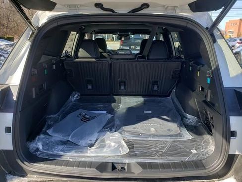 New 2026 Subaru Outback Limited image 5