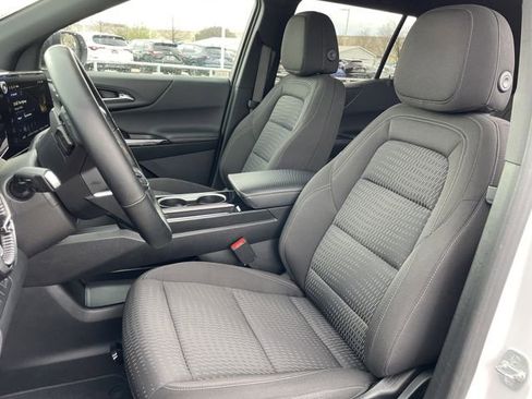 Used 2025 Chevrolet Equinox LT image 24