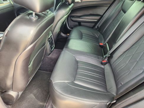 Used 2018 Chrysler 300 C w/ Sun, Sound & Nav Package image 30