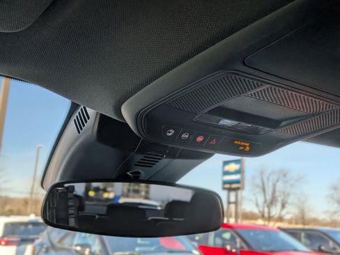 Certified 2025 GMC Acadia Elevation image 32